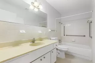 3775 59th St N, Saint Petersburg, FL 33710 - Photo 11