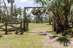 12115 S U.S. Hwy 41, Gibsonton, FL 33534 - Photo 67