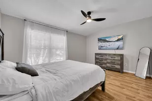 15855 Fishhawk View Dr, Lithia, FL 33547 - Photo 17