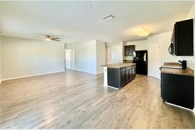 35743 Hillbrook Avenue, Zephyrhills, FL 33541 - Photo 11