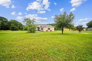 1928 Casa Montego Pl, Plant City, FL 33567 - Photo 13