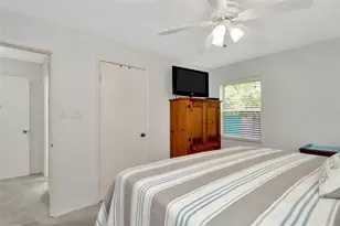 1308 Hull St S, Gulfport, FL 33707 - Photo 19