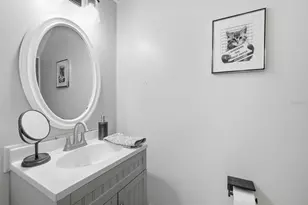 3673 45th Way N, Saint Petersburg, FL 33713 - Photo 13