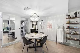 3673 45th Way N, Saint Petersburg, FL 33713 - Photo 9