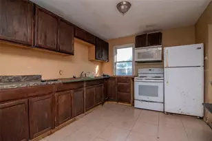 1405 E Cherry St, Plant City, FL 33563 - Photo 3