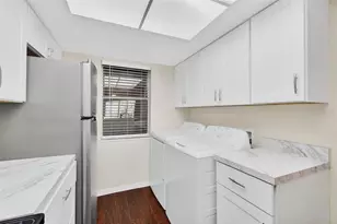 90 S Highland Ave, Tarpon Springs, FL 34689 - Photo 7