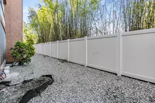 12760 Indian Rocks Rd, Largo, FL 33774 - Photo 23