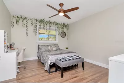 2201 S Village Avenue, Tampa, FL 33612 - Photo 15