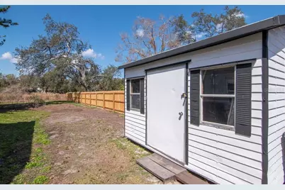 2201 S Village Avenue, Tampa, FL 33612 - Photo 21