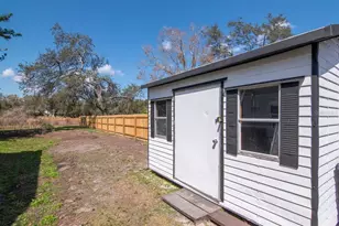 2201 S Village Ave, Tampa, FL 33612 - Photo 21