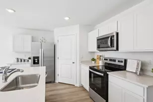 15033 Crosshall Strm Dr, Wimauma, FL 33598 - Photo 11