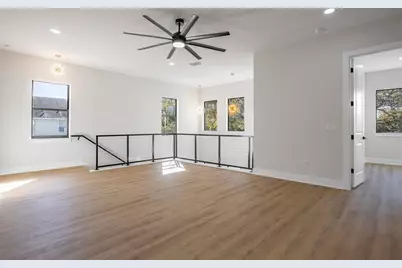 3215 W Price Avenue, Tampa, FL 33611 - Photo 17