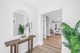 1093 42nd Ave NE, Saint Petersburg, FL 33703 - Photo 5