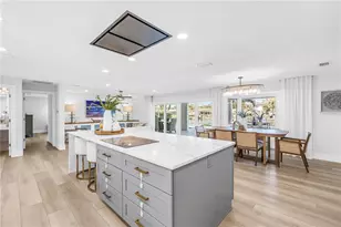 1093 42nd Ave NE, Saint Petersburg, FL 33703 - Photo 13