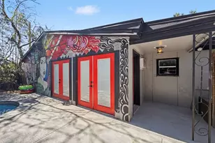 2206 Howard Ln, Tampa, FL 33612 - Photo 27