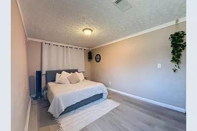 2206 Howard Lane, Tampa, FL 33612 - Photo 13