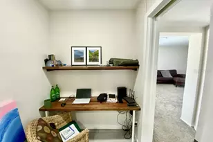 307 Orangewood Ln, Largo, FL 33770 - Photo 11