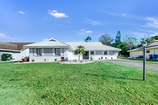 1929 New Bedford Dr, Sun City Center, FL 33573 - Photo 49