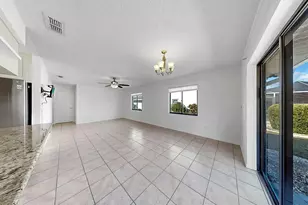 1929 New Bedford Dr, Sun City Center, FL 33573 - Photo 31