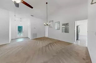 1929 New Bedford Dr, Sun City Center, FL 33573 - Photo 5