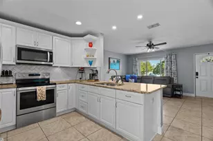 4817 Drift Tide Dr, New Port Richey, FL 34652 - Photo 7