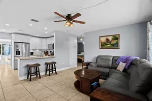 4817 Drift Tide Dr, New Port Richey, FL 34652 - Photo 3