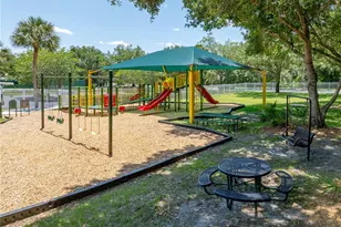 5535 Braddock Dr, Zephyrhills, FL 33541 - Photo 69