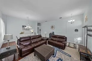 5535 Braddock Dr, Zephyrhills, FL 33541 - Photo 11