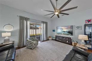 5535 Braddock Dr, Zephyrhills, FL 33541 - Photo 17