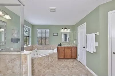 10039 Smarty Jones Drive, Ruskin, FL 33573 - Photo 27