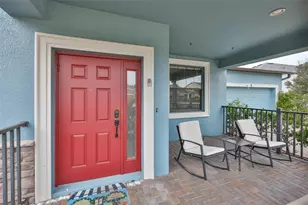 10039 Smarty Jones Dr, Ruskin, FL 33573 - Photo 5