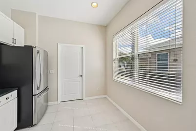 819 Regal Manor Way, Sun City Center, FL 33573 - Photo 15