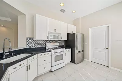 819 Regal Manor Way, Sun City Center, FL 33573 - Photo 13