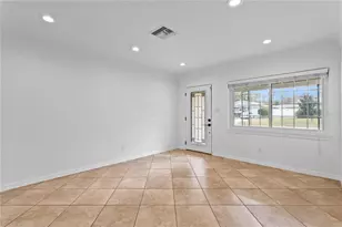 761 42nd Ave N, Saint Petersburg, FL 33703 - Photo 13