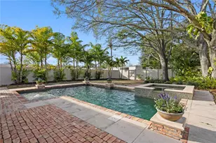 761 42nd Ave N, Saint Petersburg, FL 33703 - Photo 3