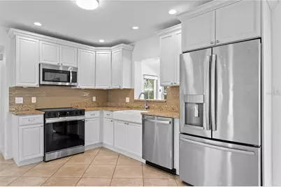 761 42nd Avenue N, Saint Petersburg, FL 33703 - Photo 9