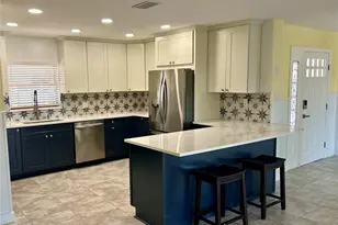 5541 Bayou Grande Blvd NE, Saint Petersburg, FL 33703 - Photo 3