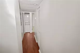 201 W Laurel St, Tampa, FL 33602 - Photo 19