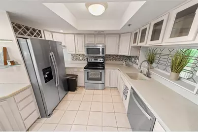 201 W Laurel Street #701, Tampa, FL 33602 - Photo 5