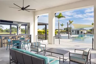 18607 Arbor Vis Dr, Venice, FL 34293 - Photo 47