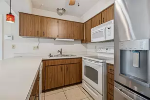 4801 Ridge Point Dr, Tampa, FL 33624 - Photo 9