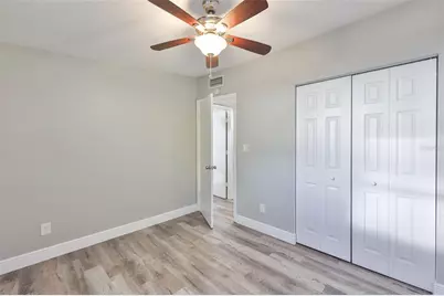 5620 Harding Boulevard NE, Saint Petersburg, FL 33703 - Photo 19