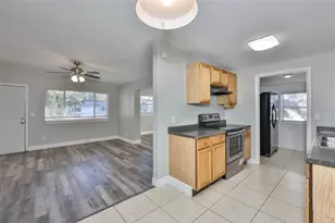 5620 Harding Blvd NE, Saint Petersburg, FL 33703 - Photo 11