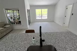 12824 Dunhill Dr, Tampa, FL 33624 - Photo 5