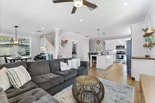 1506 E Knollwood St, Tampa, FL 33610 - Photo 9