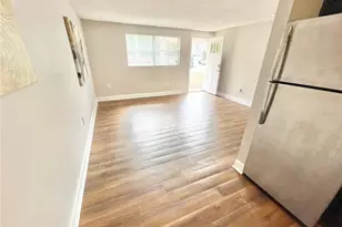 813 S Freemont Ave, Tampa, FL 33606 - Photo 9