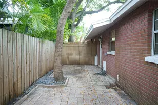 813 S Freemont Ave, Tampa, FL 33606 - Photo 19