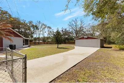 6071 Country Club Road, Wesley Chapel, FL 33544 - Photo 23