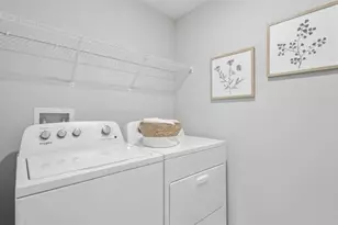 12041 Fallow Down Dr, Dade City, FL 33525 - Photo 21