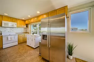 18111 1st St E, Redington Shores, FL 33708 - Photo 13